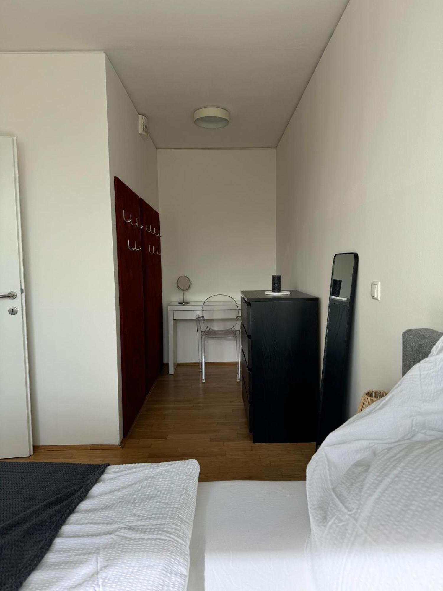 Appartement Reside In The Golden Wave à Graz Extérieur photo
